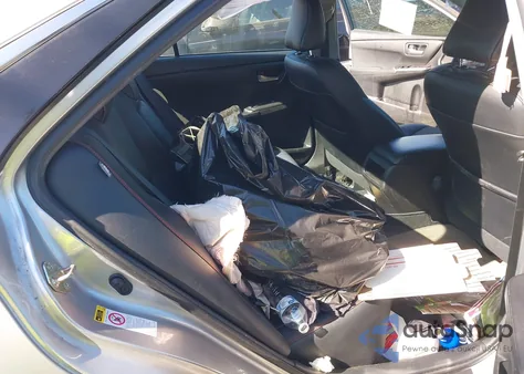 2015 Toyota Camry Se z USA, uszkodzony, nr VIN 4T1BF1FK0FU477062